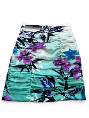 Le Chateau Satin Floral Ruched Skirt NWOT Size 1/2 XS